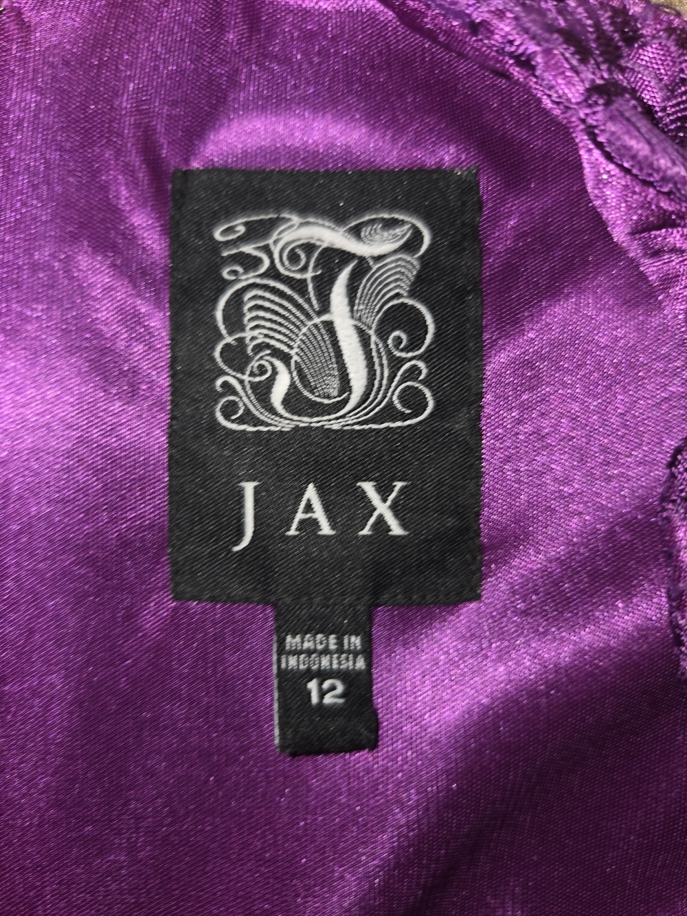 Jax Purple Lace Midi Dress with Cap Sleeves - Picture 5 of 11